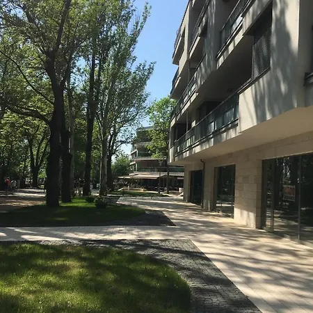 Apartment Tiara At The Lake Balatonfured