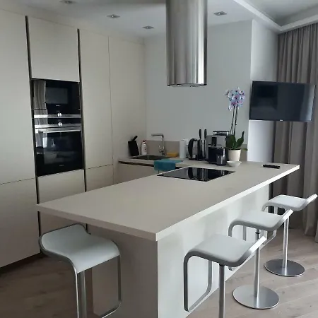 Apartament Tiara At The Lake